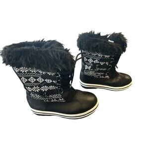 Rugged Outback Black Winter Boots Youth size 4